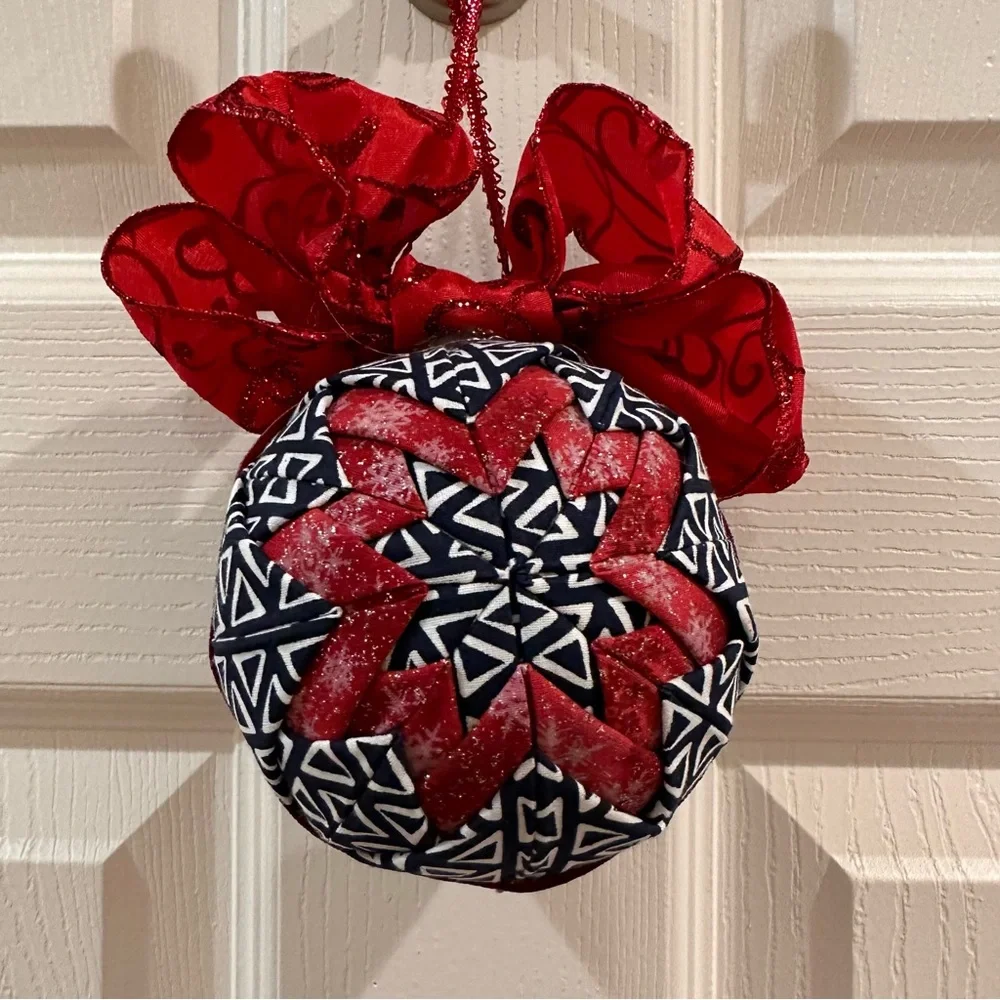 MLB Chicago Cubs World Series Winner Hand Crafted Quilted 4” Ornament